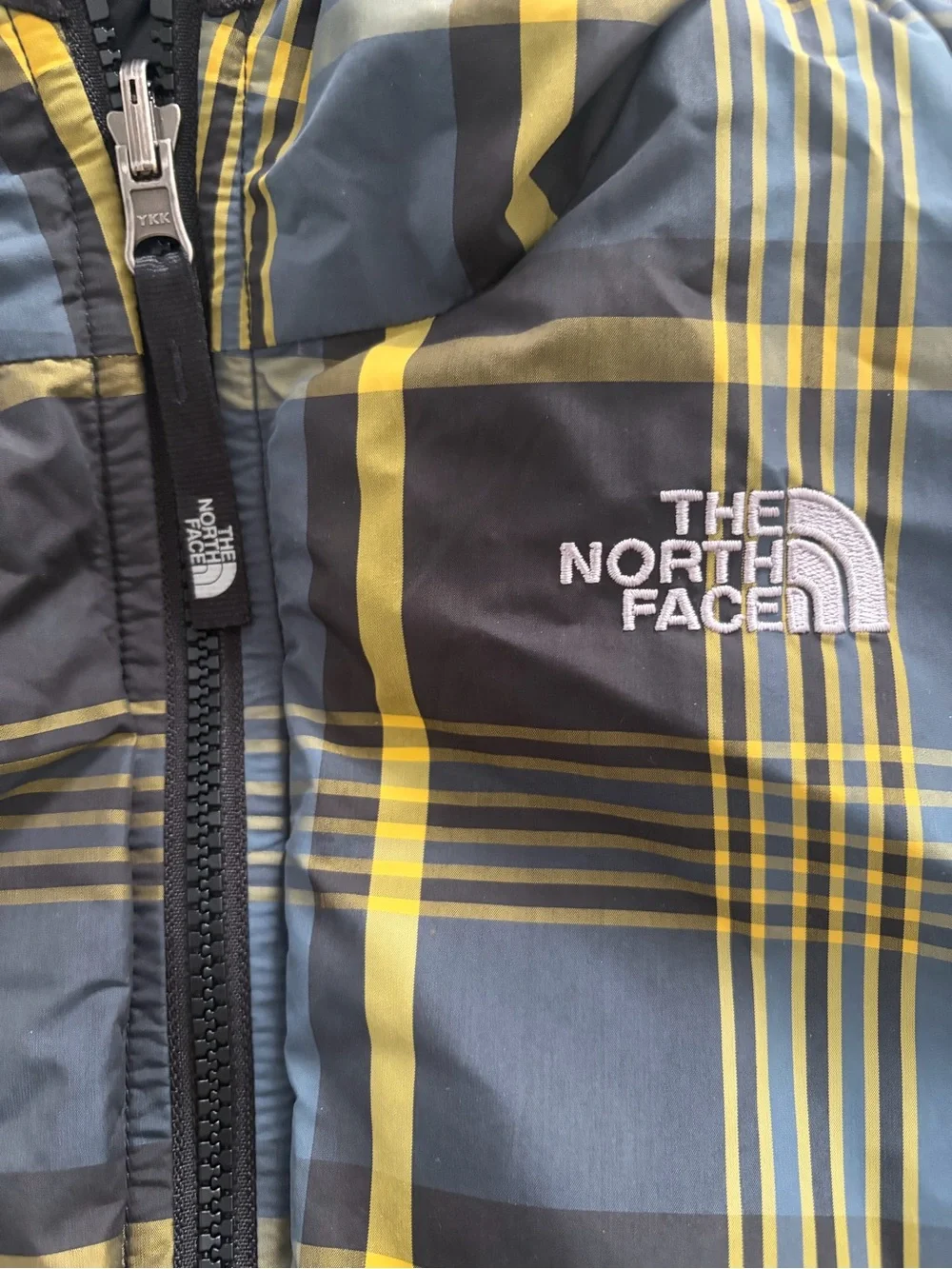 The North Face Kids Reversible Black/Plaid Hooded 550 Quilted Goose Down Jacket